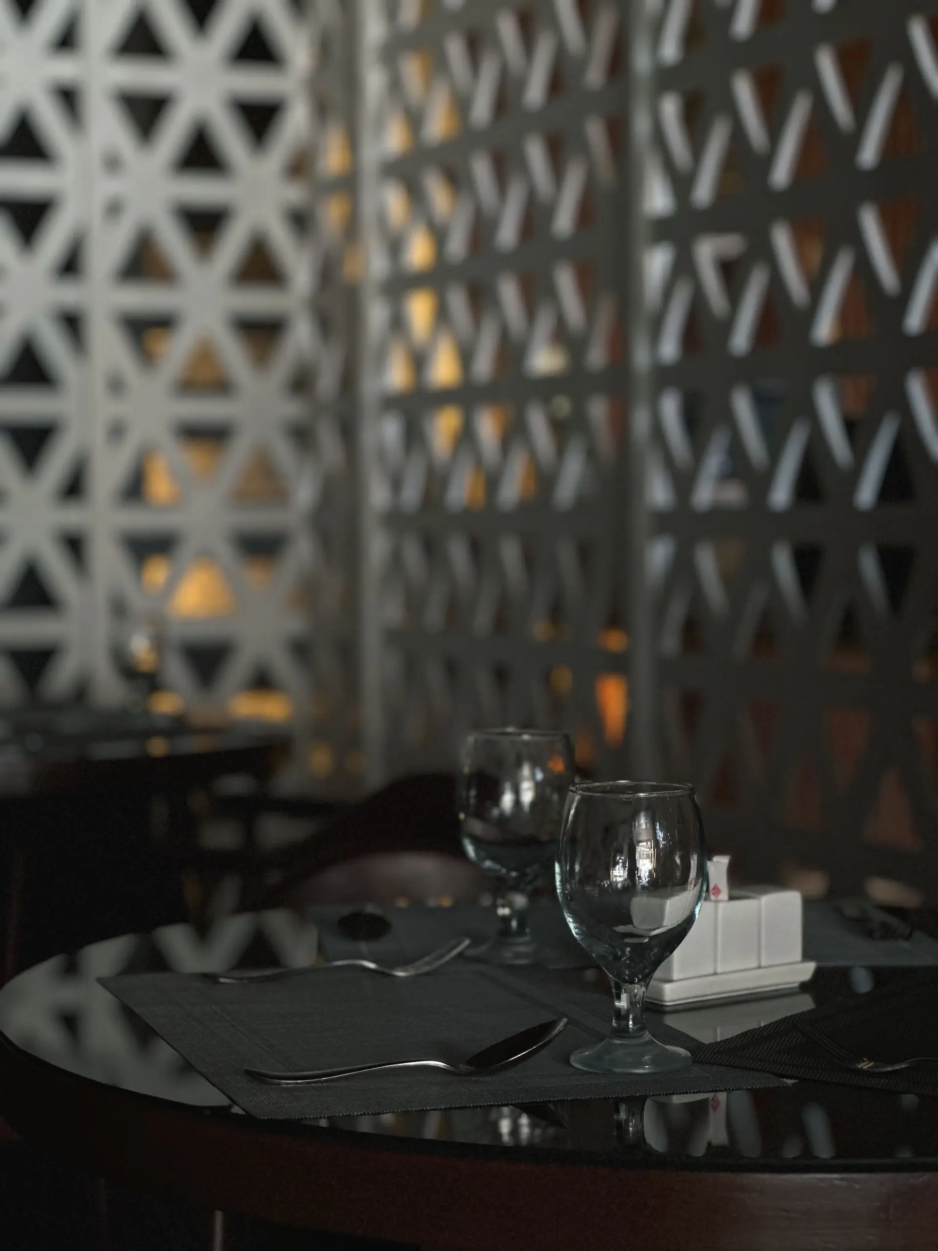 Upscale restaurant table setting